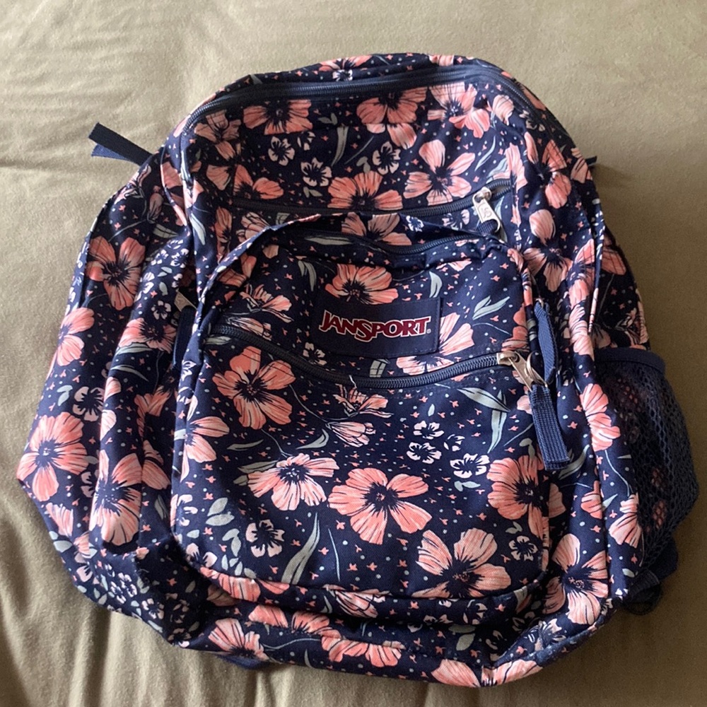 Jansport back up. Like New